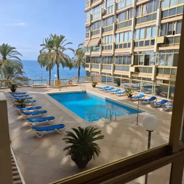 Продажа апартаментов на среднем этаже в Marbella