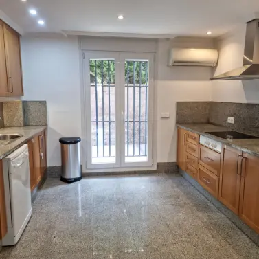 Sale of semi-detached house in Santa Clara