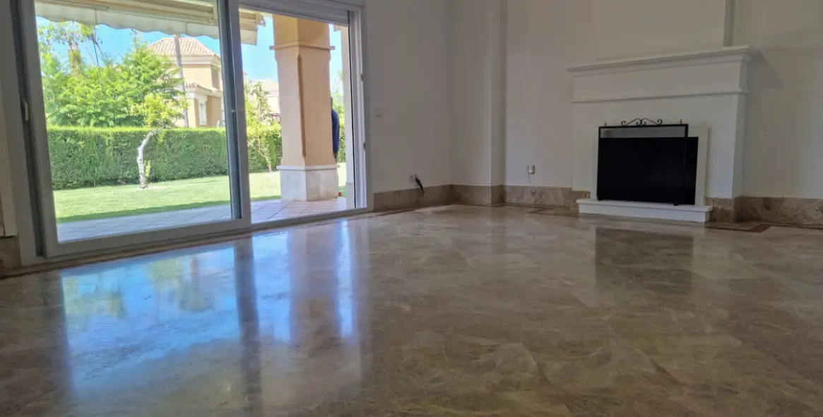 Sale of semi-detached house in Santa Clara 9