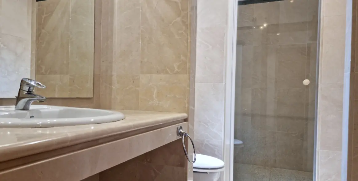 Sale of semi-detached house in Santa Clara 16