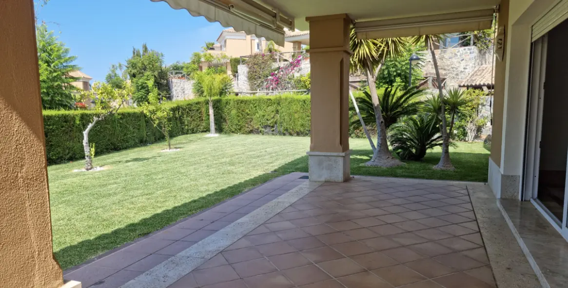 Sale of semi-detached house in Santa Clara 23