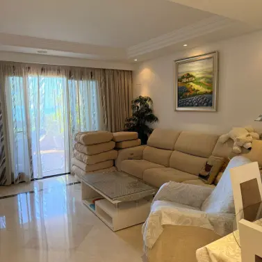 Venta de apartamento en planta baja en Estepona