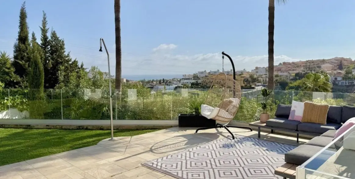 Продажа  отдельно стоящей виллы в Riviera del Sol 2