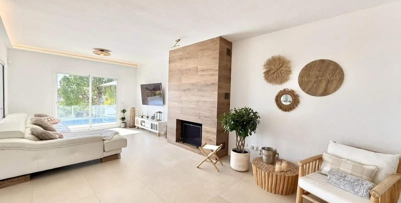 Sale of detached villa in Riviera del Sol 6