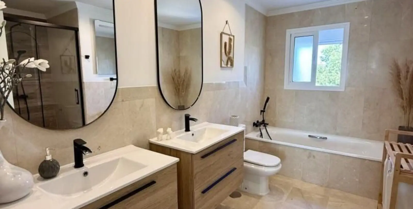 Sale of detached villa in Riviera del Sol 24