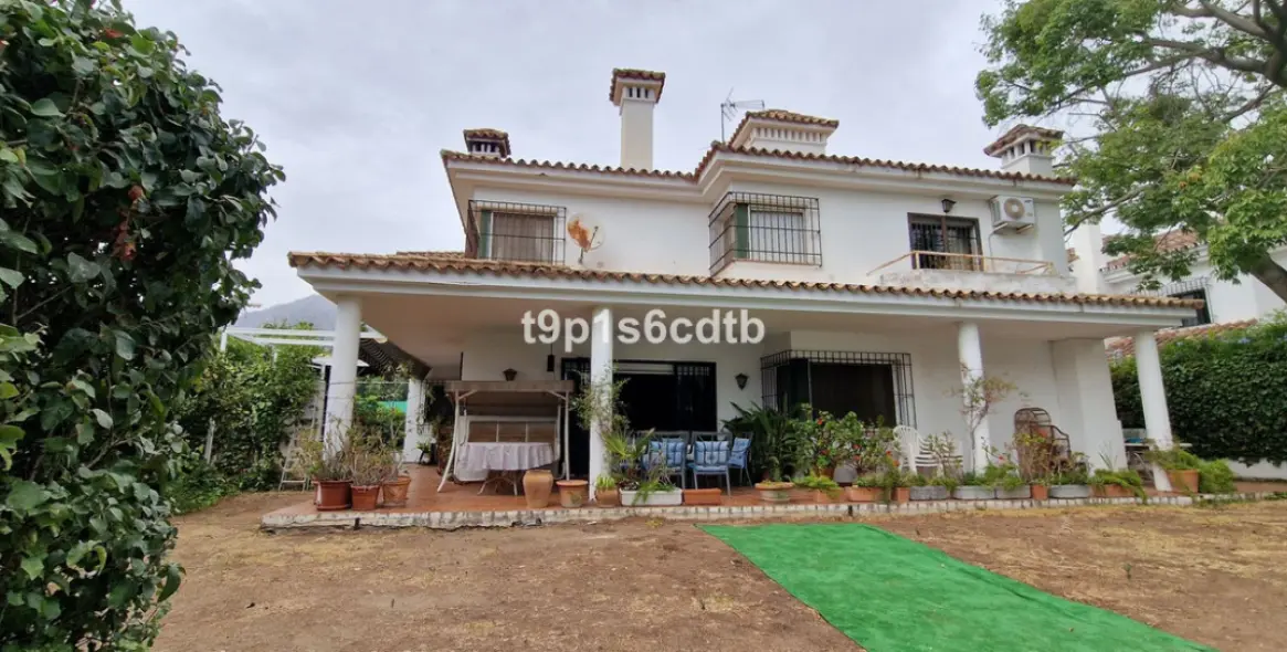 Venta de villa independiente en Marbella 4