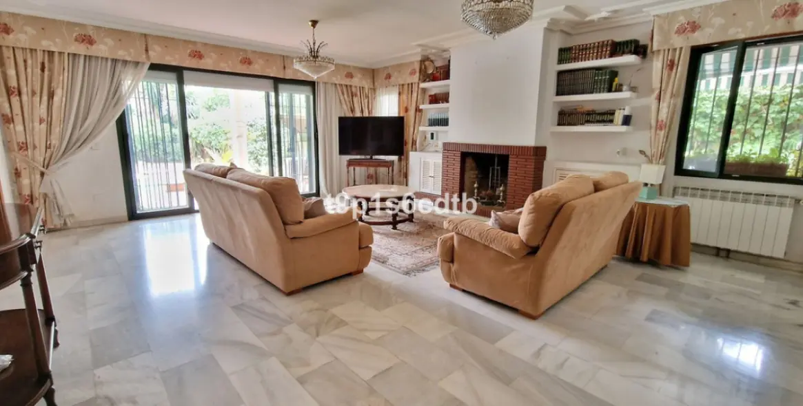 Venta de villa independiente en Marbella 7