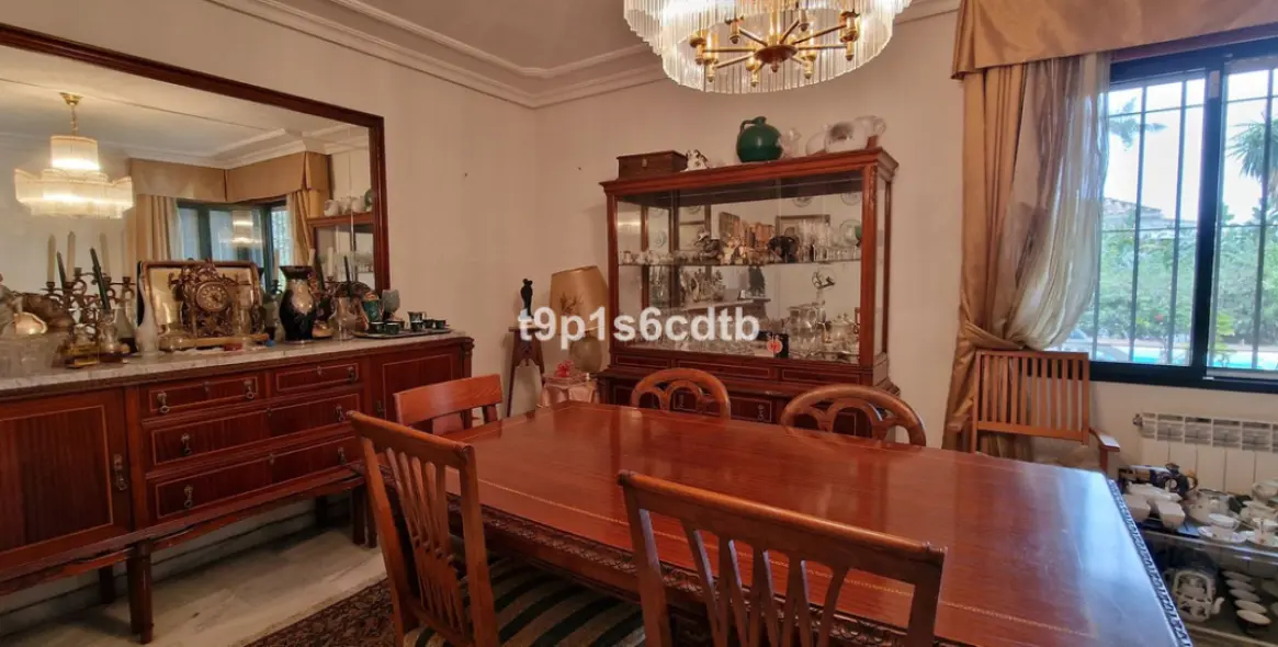 Venta de villa independiente en Marbella 12