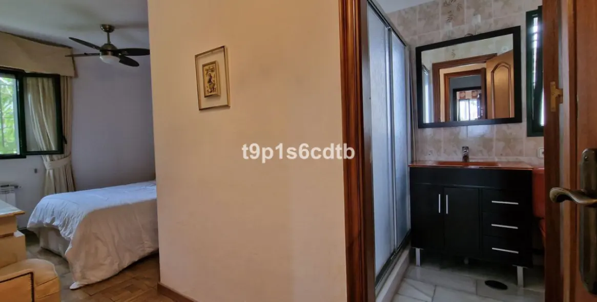 Venta de villa independiente en Marbella 29