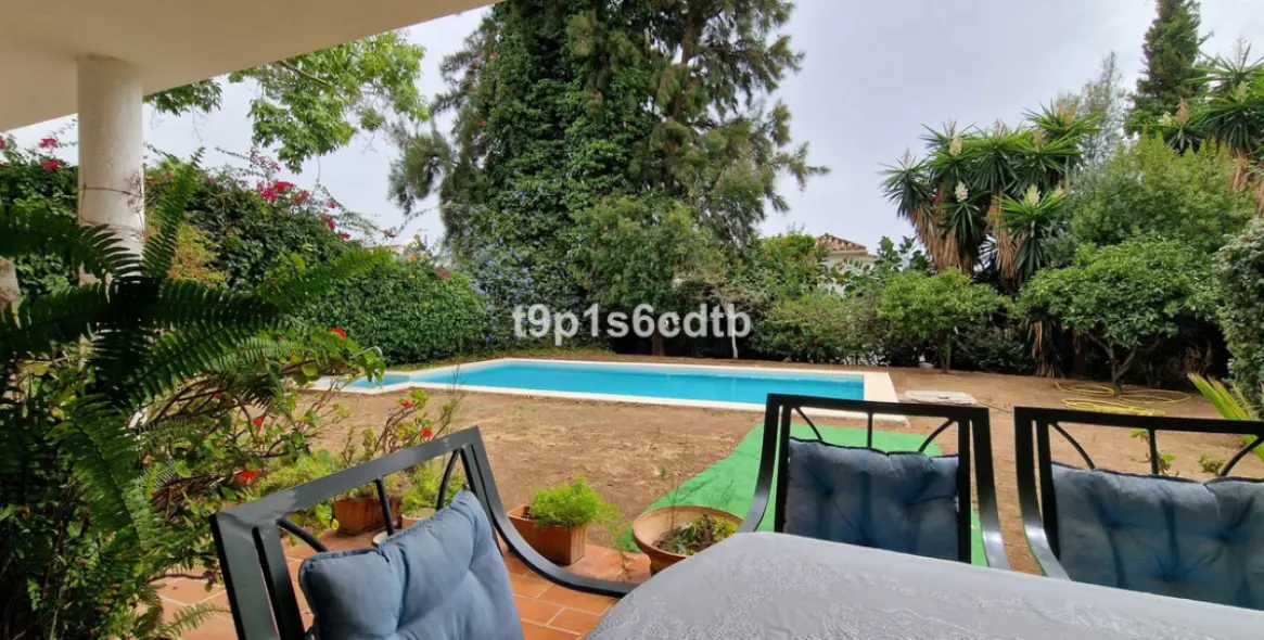 Venta de villa independiente en Marbella 31