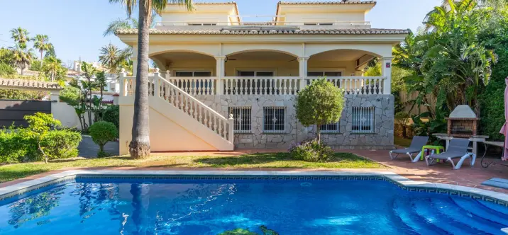 Venta de villa independiente en Marbesa 4