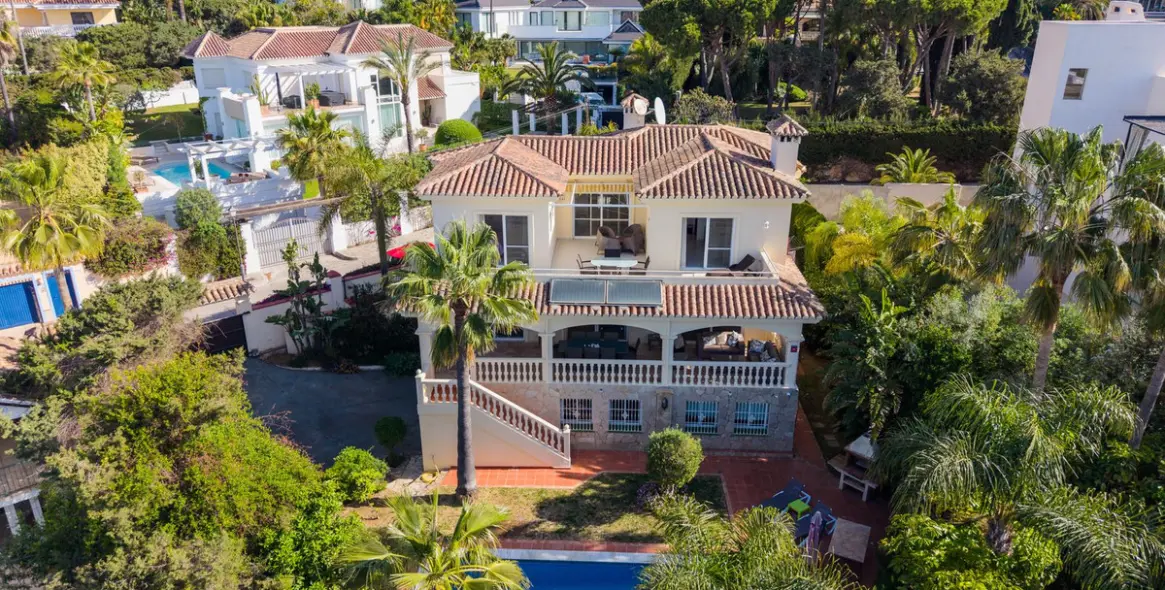 Venta de villa independiente en Marbesa 6
