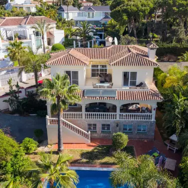 Venta de villa independiente en Marbesa