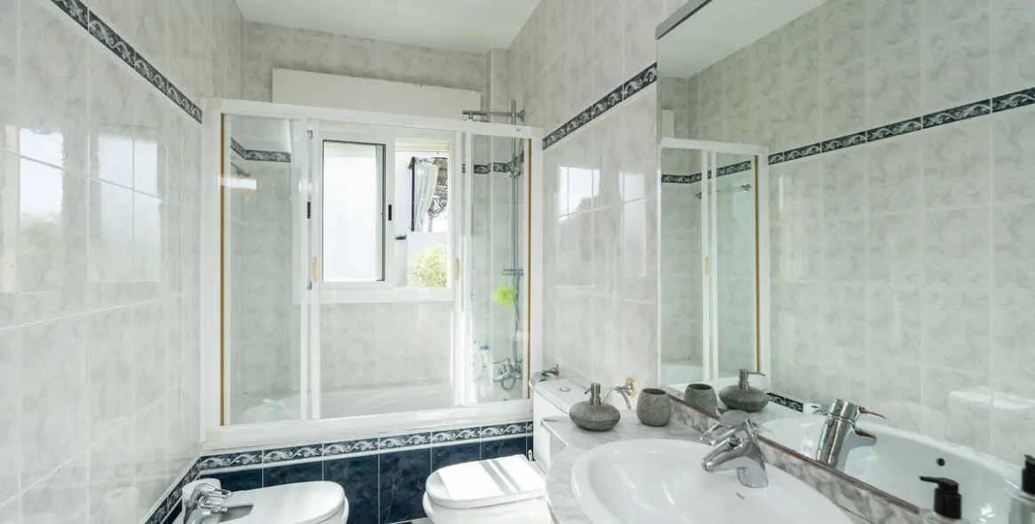 Venta de villa independiente en Marbesa 18