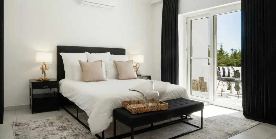 Venta de villa independiente en Estepona 19