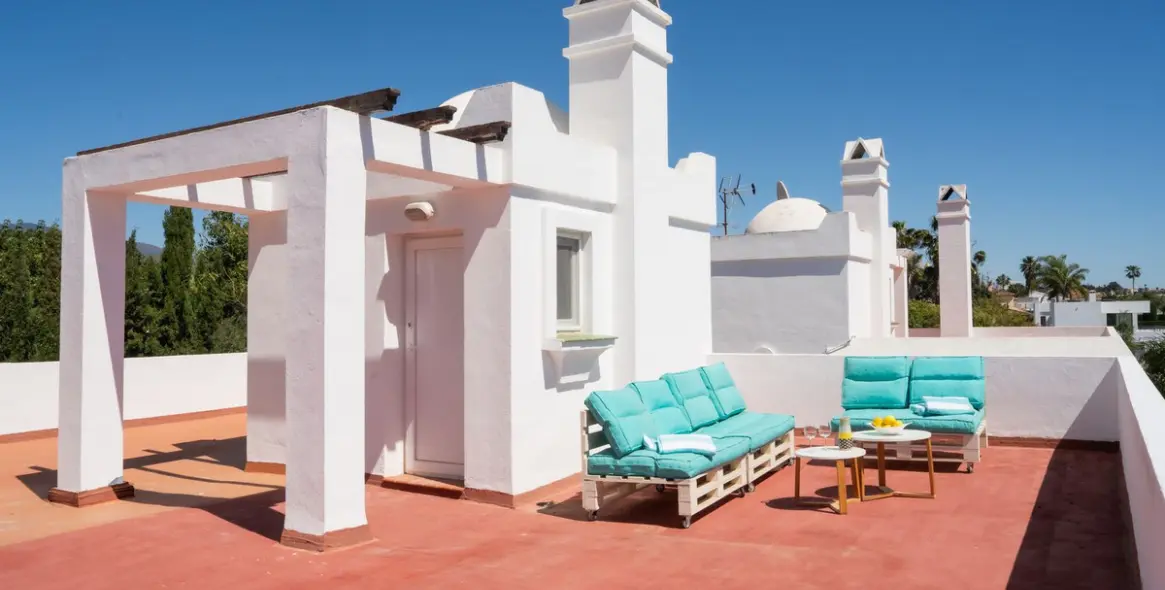 Venta de villa independiente en Estepona 32