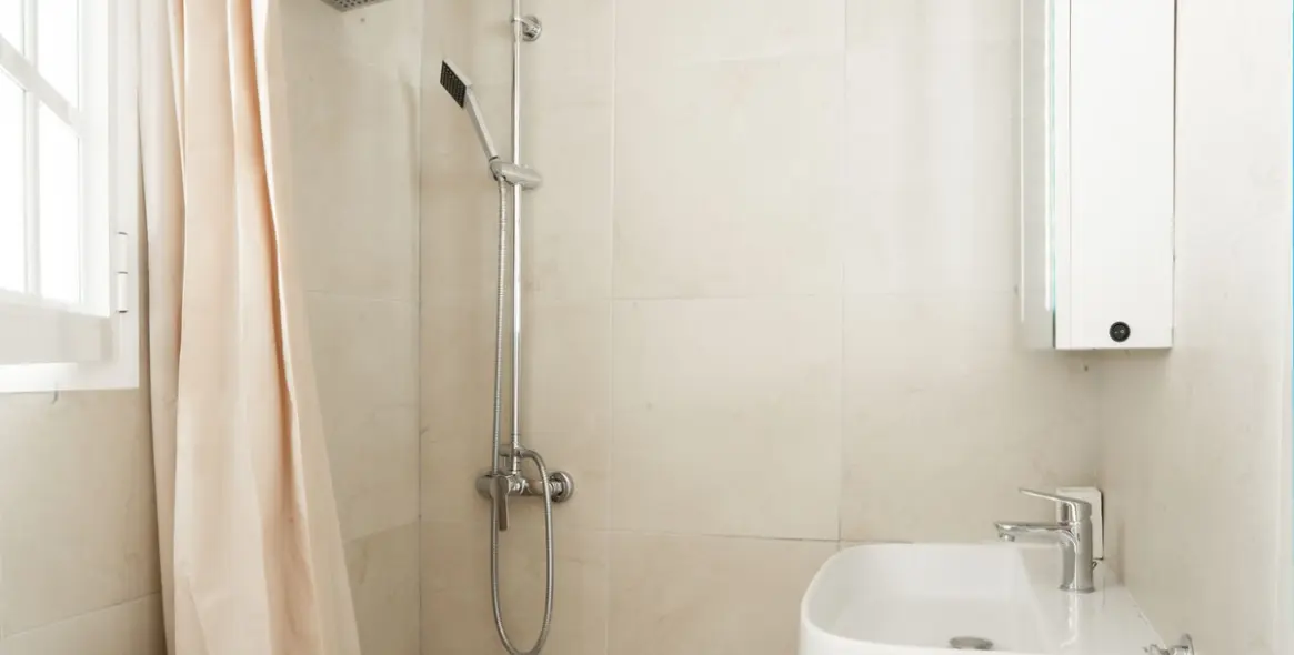 Venta de villa independiente en Estepona 41