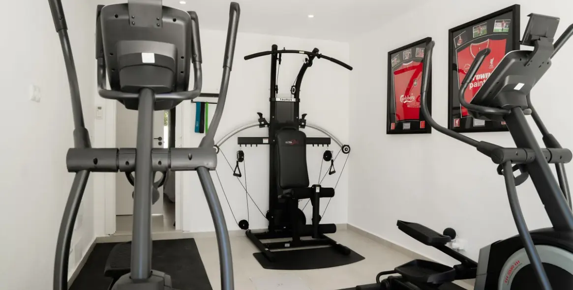 Venta de villa independiente en Estepona 43