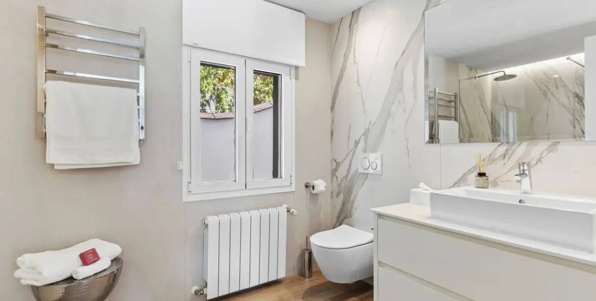 Venta de villa independiente en The Golden Mile 17