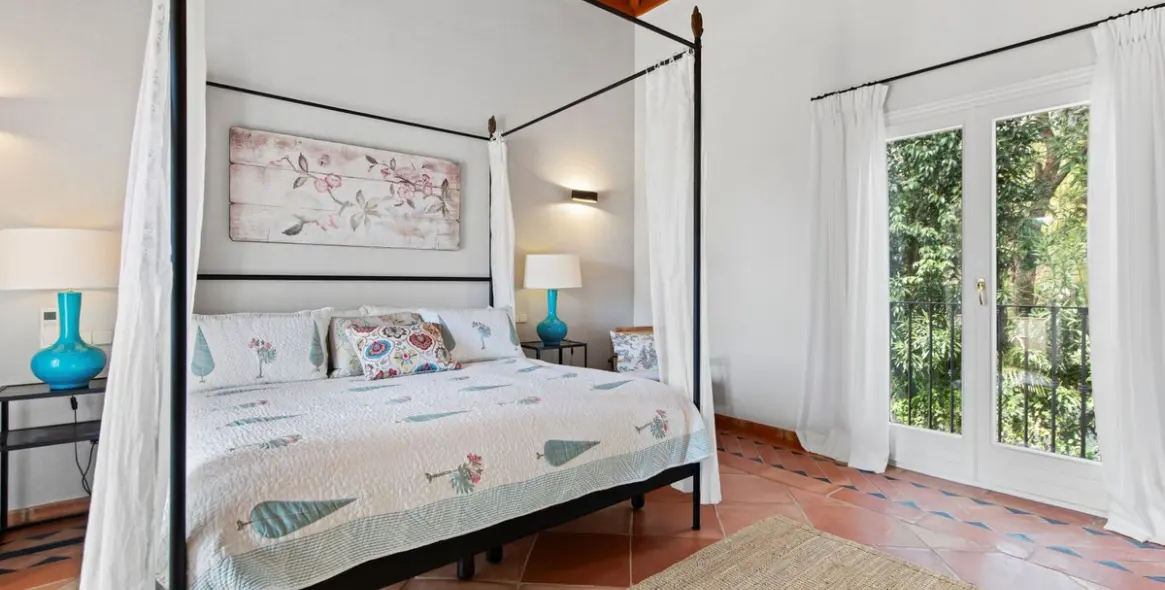 Venta de villa independiente en The Golden Mile 40