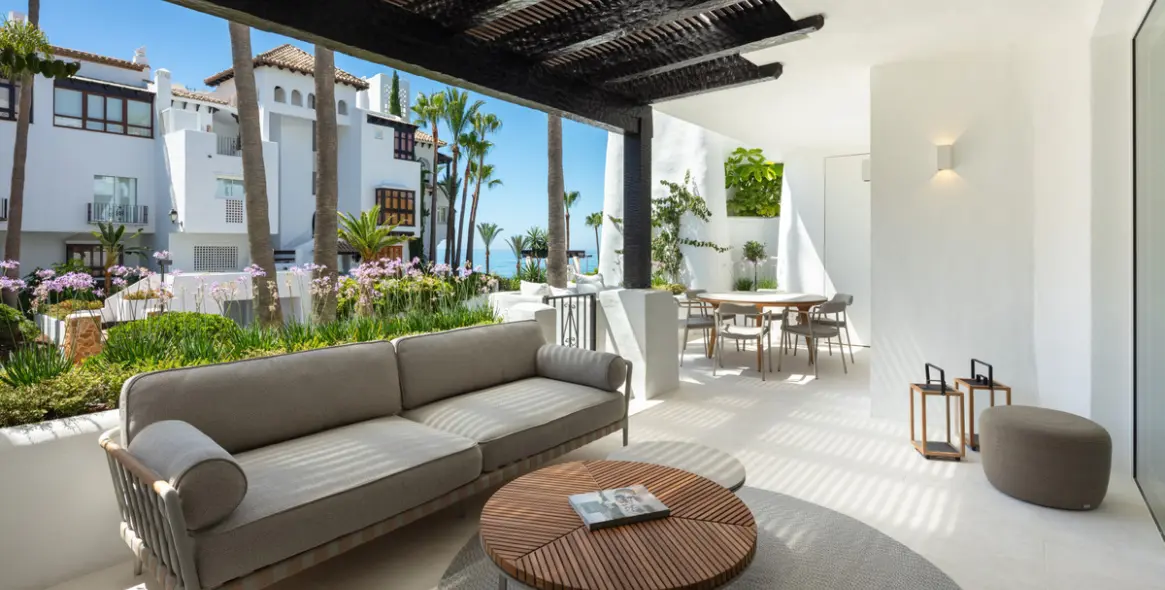 Venta de apartamento en planta baja en The Golden Mile 5