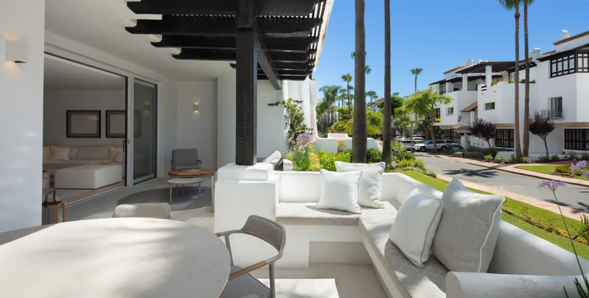 Venta de apartamento en planta baja en The Golden Mile 6