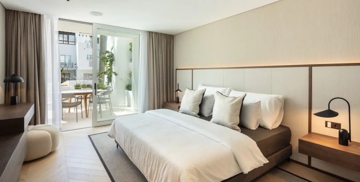 Venta de apartamento en planta baja en The Golden Mile 16