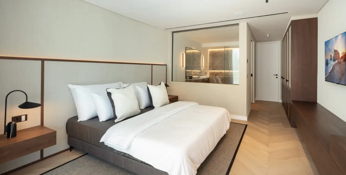 Venta de apartamento en planta baja en The Golden Mile 20