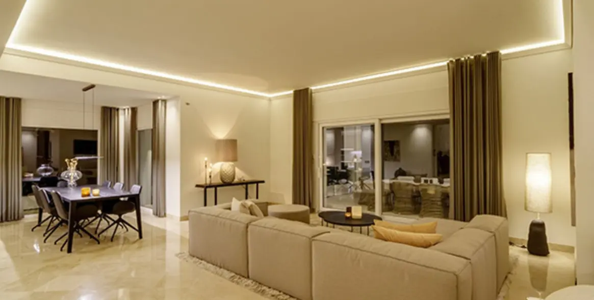 Venta de villa independiente en Nueva Andalucía 10