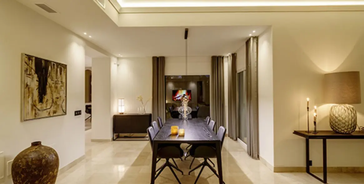 Venta de villa independiente en Nueva Andalucía 13