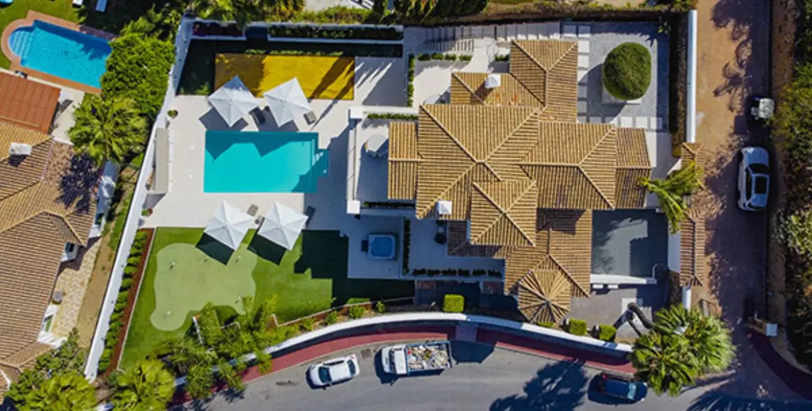 Venta de villa independiente en Nueva Andalucía 23