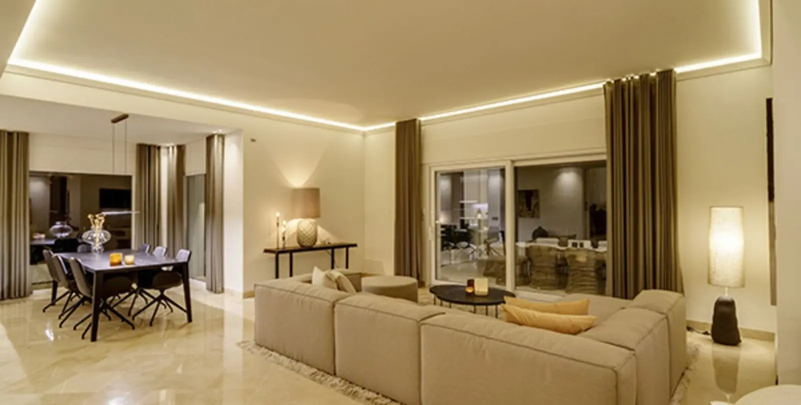 Venta de villa independiente en Nueva Andalucía 10
