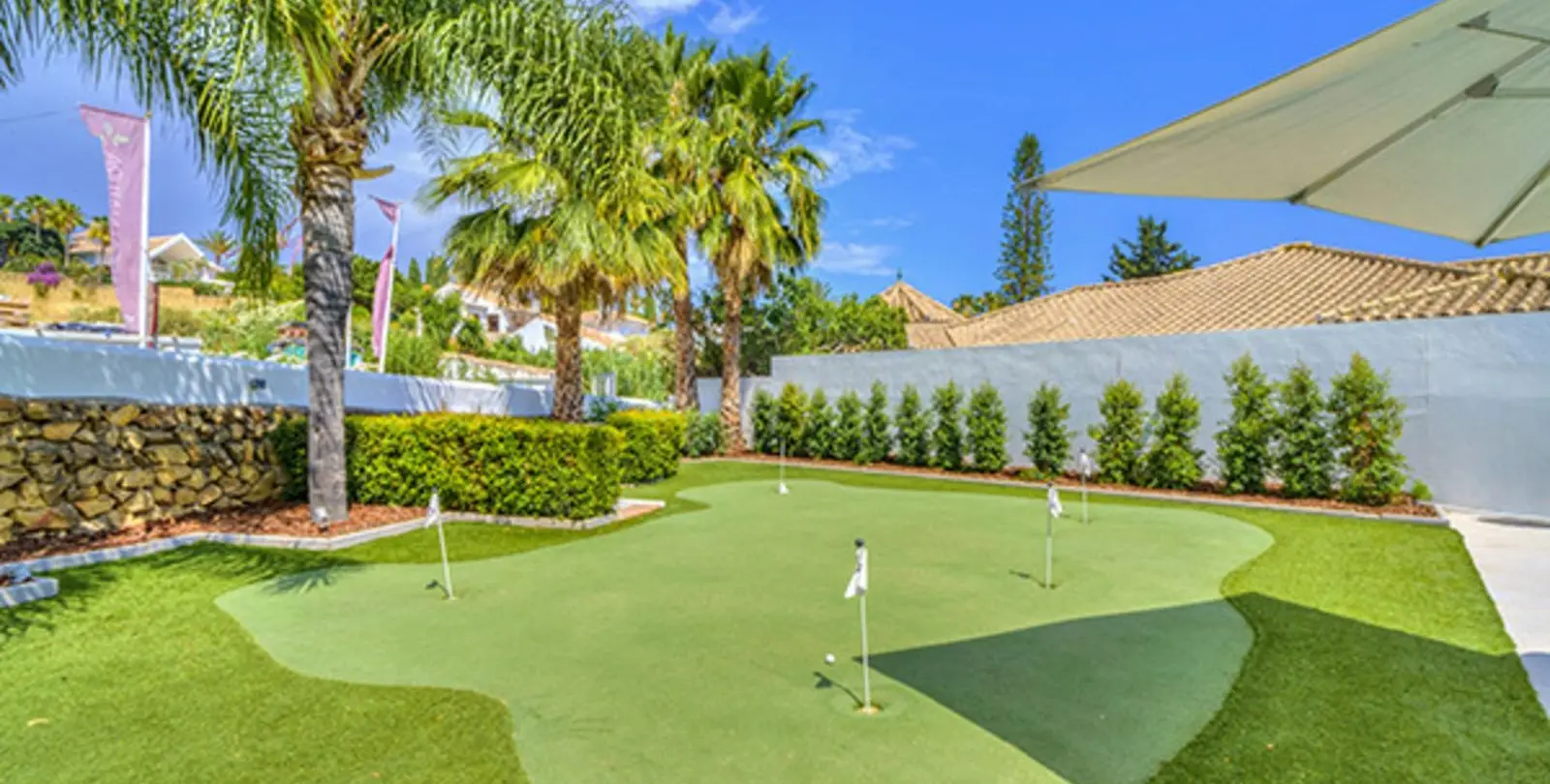 Venta de villa independiente en Nueva Andalucía 21