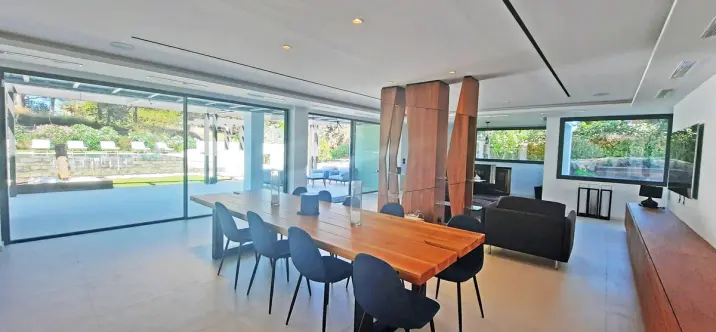 Venta de villa independiente en Elviria 2