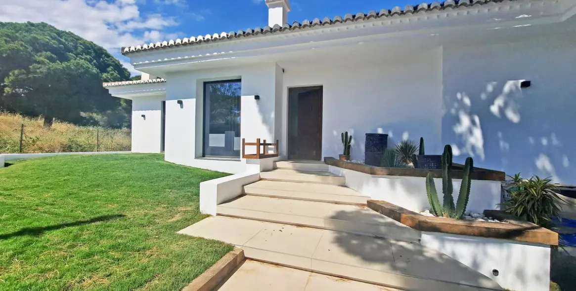 Venta de villa independiente en Elviria 6