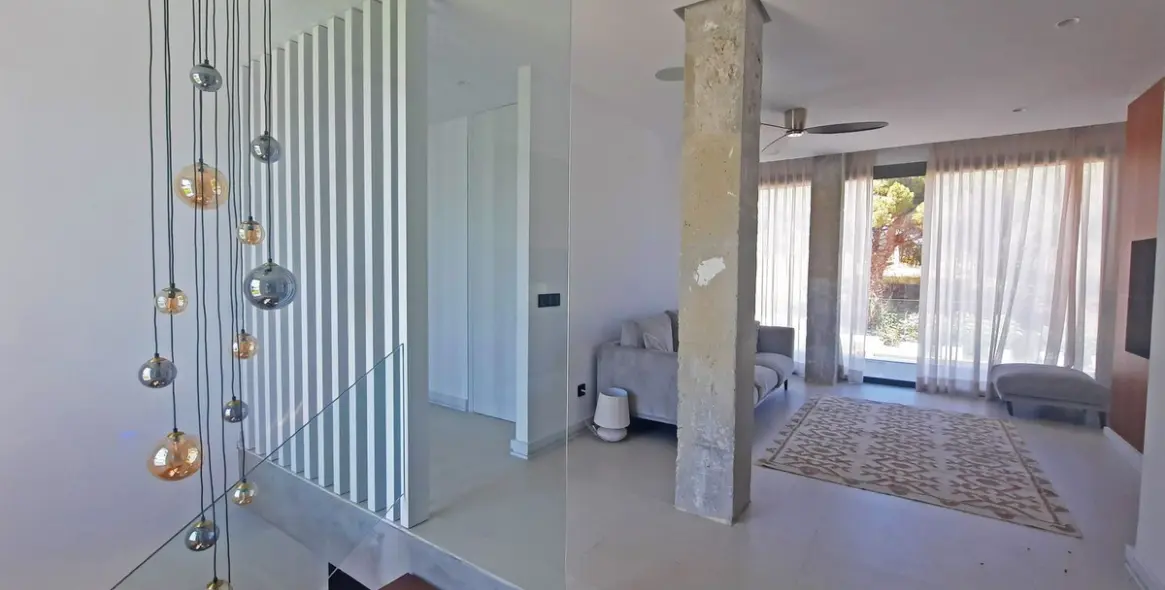 Venta de villa independiente en Elviria 11