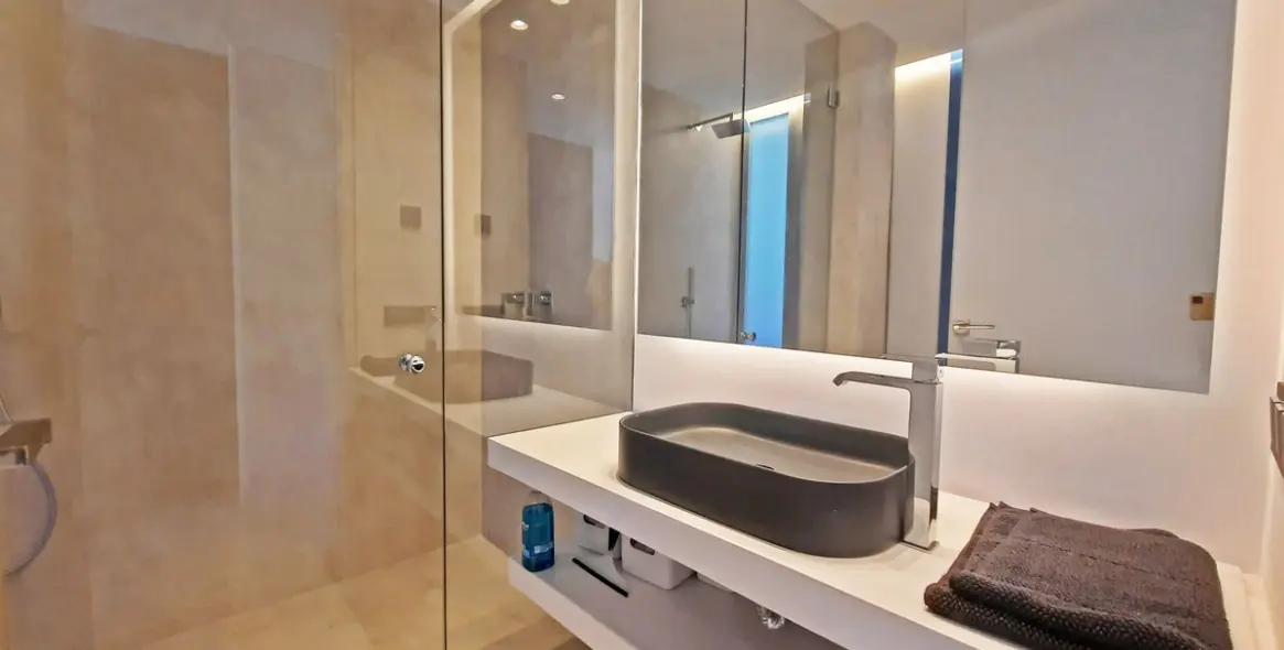 Venta de villa independiente en Elviria 16