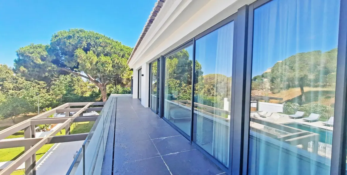 Venta de villa independiente en Elviria 17