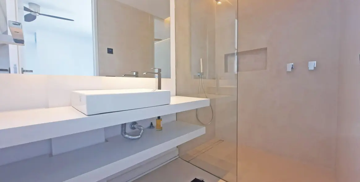 Venta de villa independiente en Elviria 29