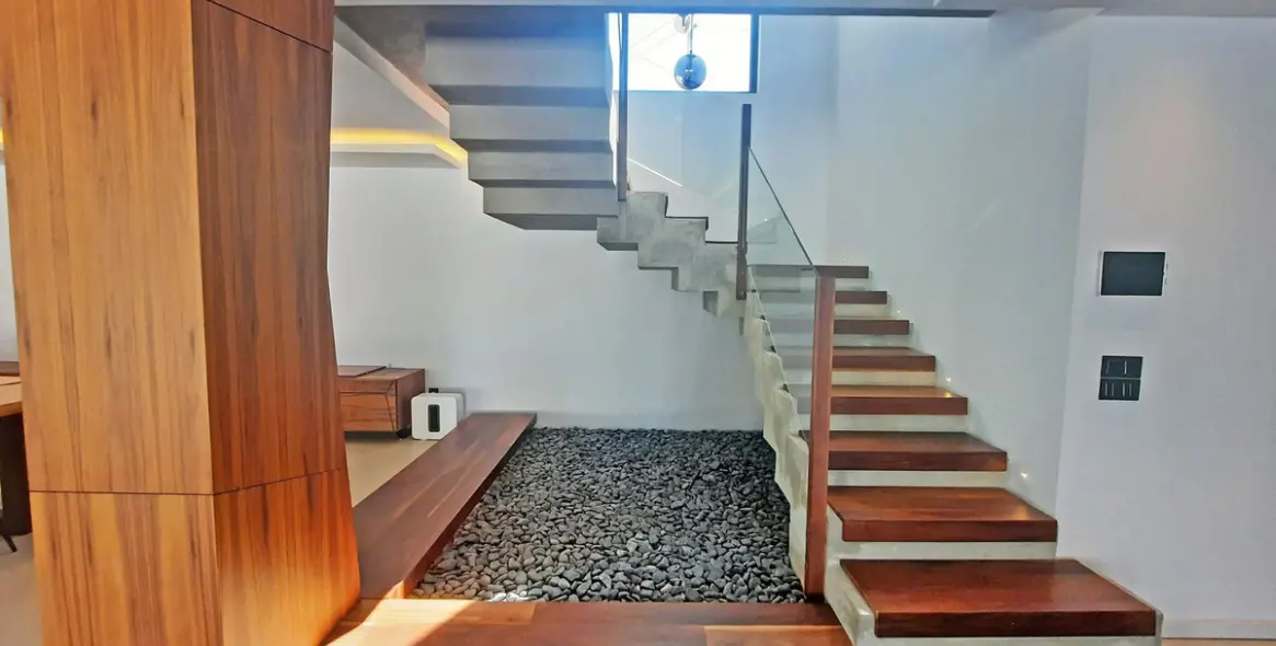 Venta de villa independiente en Elviria 36