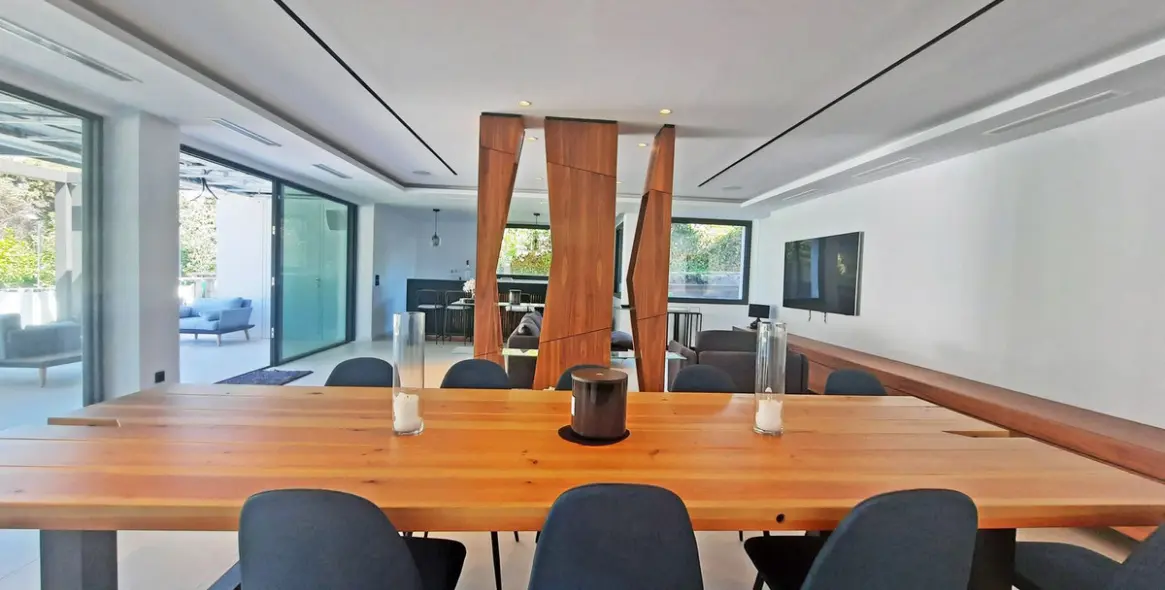 Venta de villa independiente en Elviria 42