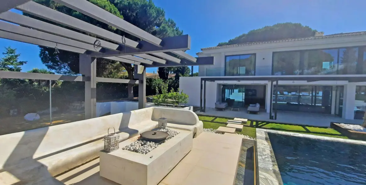 Venta de villa independiente en Elviria 66