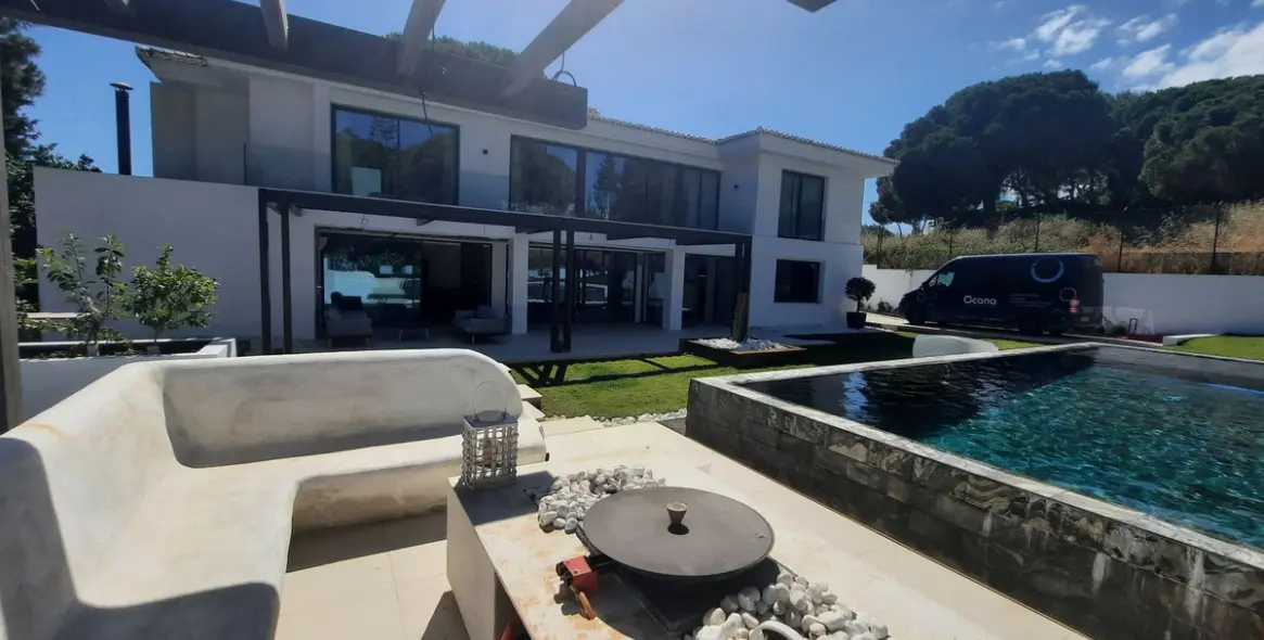 Venta de villa independiente en Elviria 71