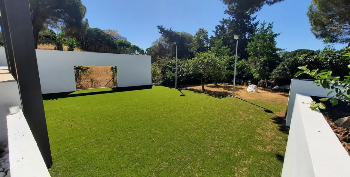 Venta de villa independiente en Elviria 74