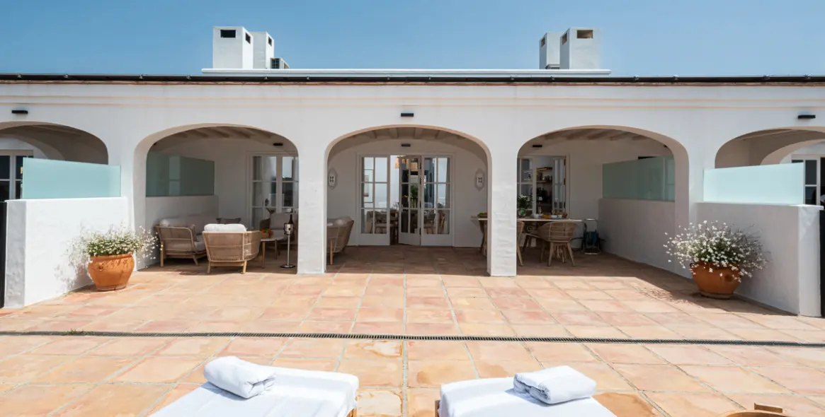 Venta de hotel en Torreblanca 9