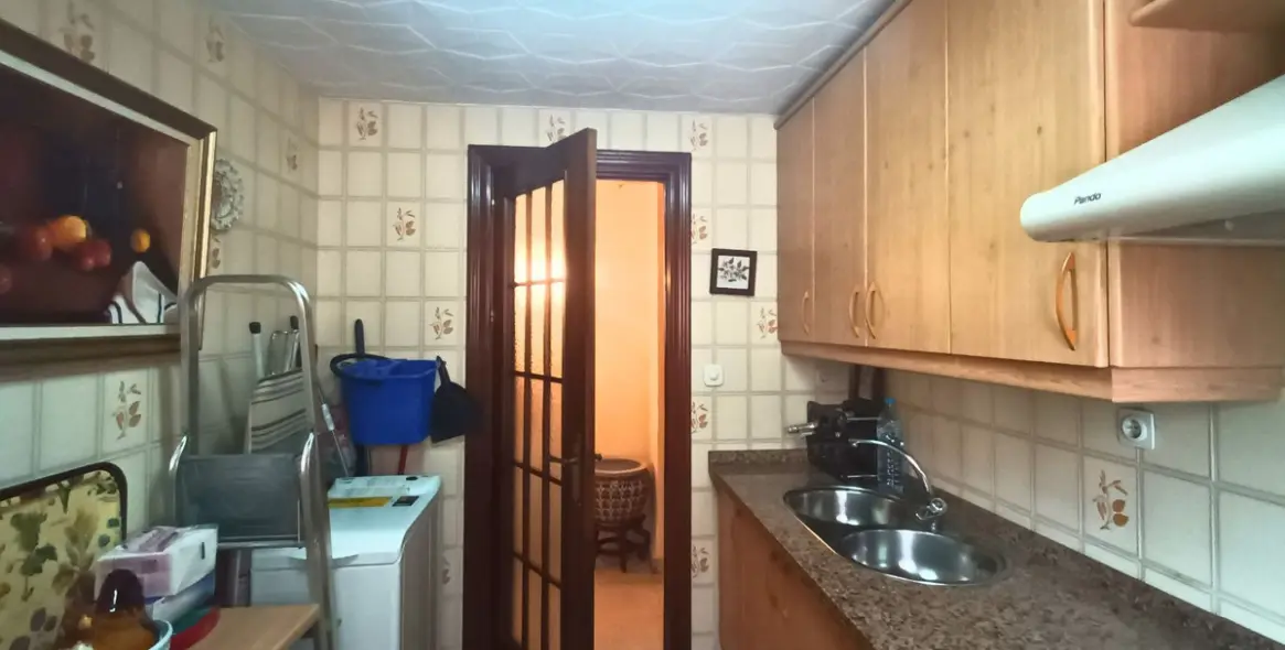 Sale of middle floor apartment in La Trinidad 4