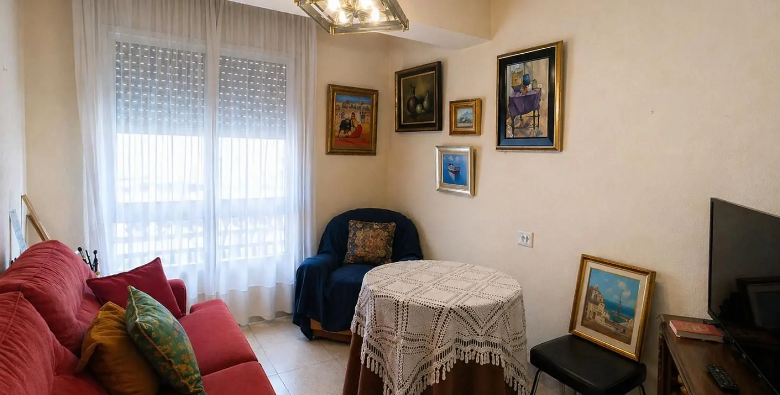 Sale of middle floor apartment in La Trinidad 11