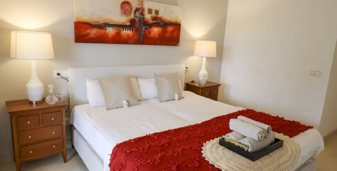 Venta de apartamento en planta baja en Los Arqueros 10