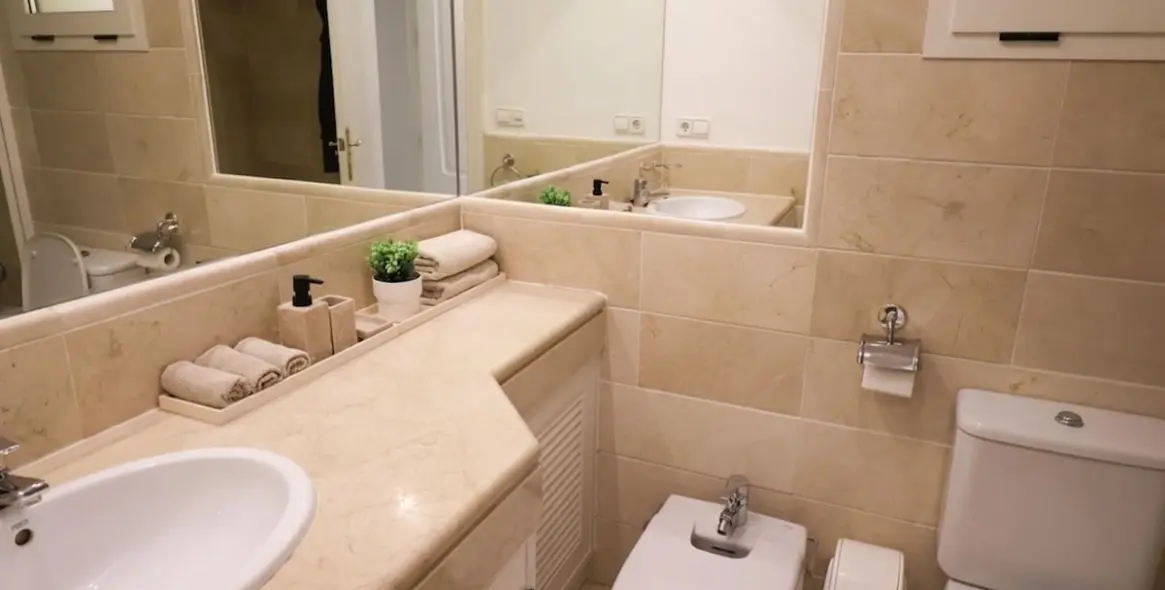 Venta de apartamento en planta baja en Los Arqueros 11