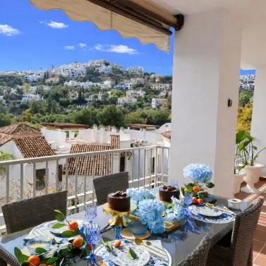 Venta de apartamento en planta media en Los Arqueros